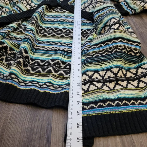 Altar'd State Women's Open Cardigan Sweater M Multicolor Aztec Stripe Oversized - Picture 7 of 8